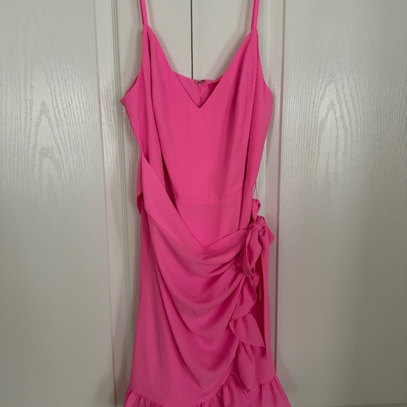 LILLY PULITZER ALISA WRAP DRESS SIZE 4 NWT - Picture 1 of 4